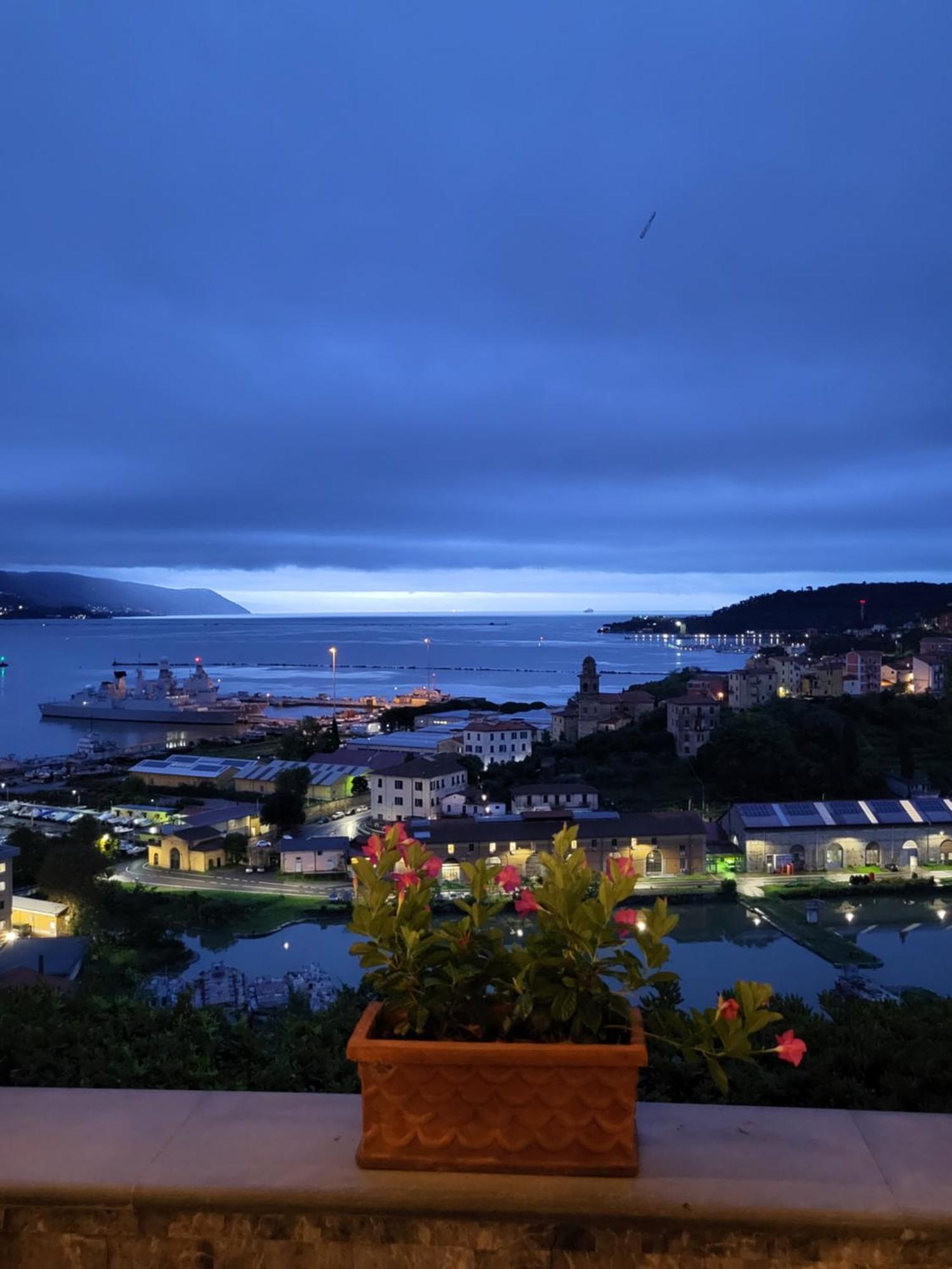 Villamara Luxury Rooms La Spezia Luaran gambar